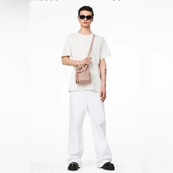 Marc Jacobs The Leather Bucket Bag - Picture 8 of 8